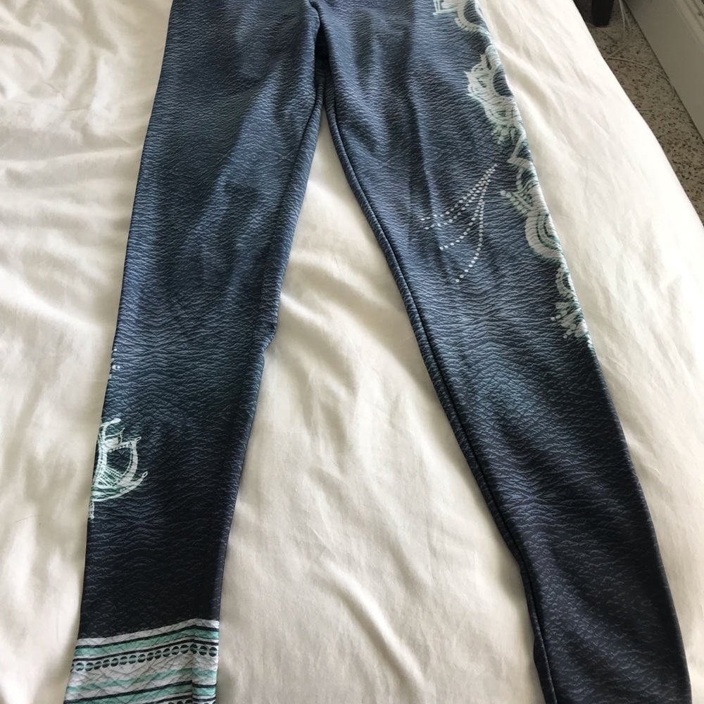 Onzi leggings